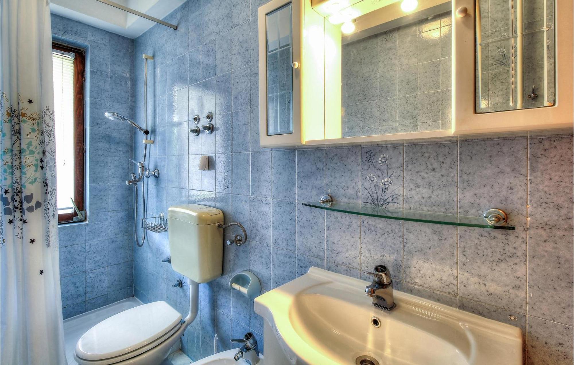 Amazing Apartment In Porec With Wifi Eksteriør billede